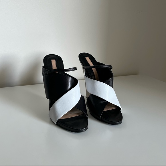 RARE Narciso Rodriguez Crossover Leather Slide Wedges - Picture 3 of 16